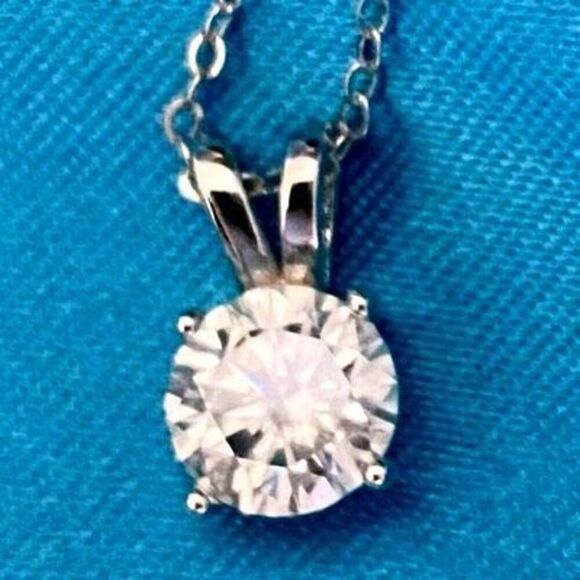 ASQ Spectacular 1ct Moissanite Diamond Necklace - Picture 15 of 16